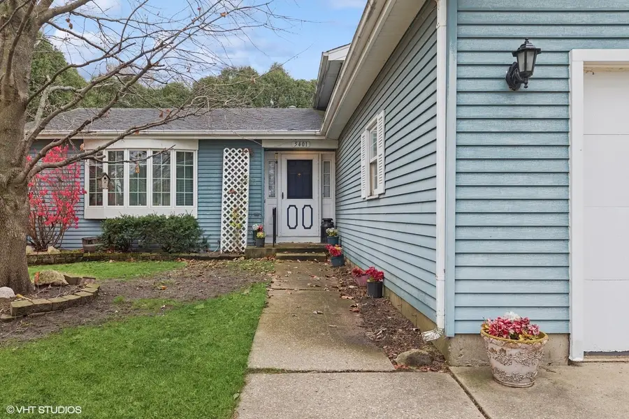 5401 W Chasefield Circle, McHenry, IL 60050 - #3