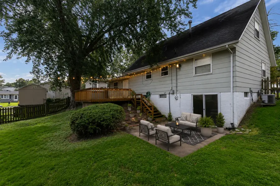4085 Kings Court, Bettendorf, IA 52722 - #3
