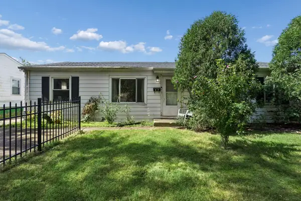 307 Edinburgh Drive, Lockport, IL 60441