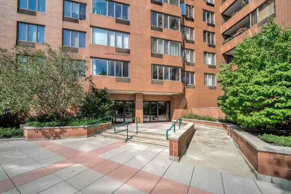 801 S Plymouth Court #701, Chicago, IL 60605