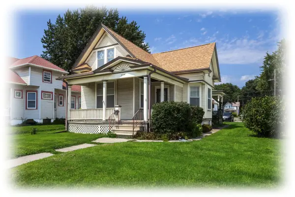 2118 Rockingham Road, Davenport, IA 52802