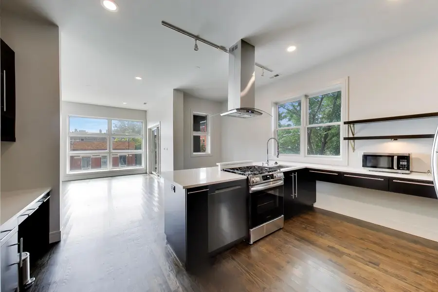 1605 N Oakley Avenue #3S, Chicago, IL 60647 - #3