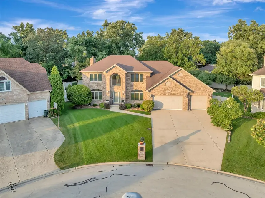 365 Crestwood Road, Wood Dale, IL 60191 - #2