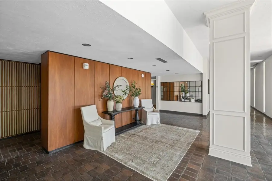 1630 Sheridan Road #5G, Wilmette, IL 60091 - #3