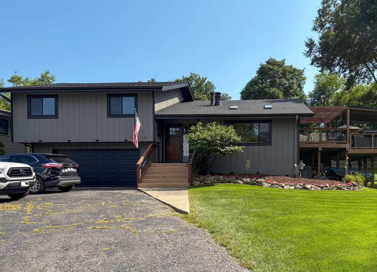 209 W Chicago Avenue, Westmont, IL 60559 - #1