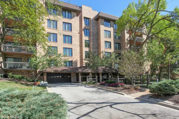1771 Mission Hills Road #312, Northbrook, IL 60062