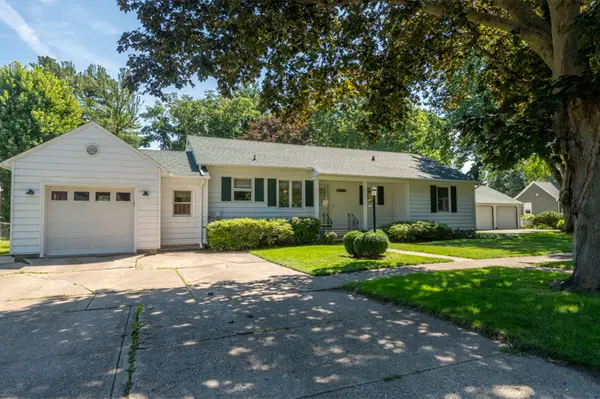 513 N 6th Street, Oregon, IL 61061