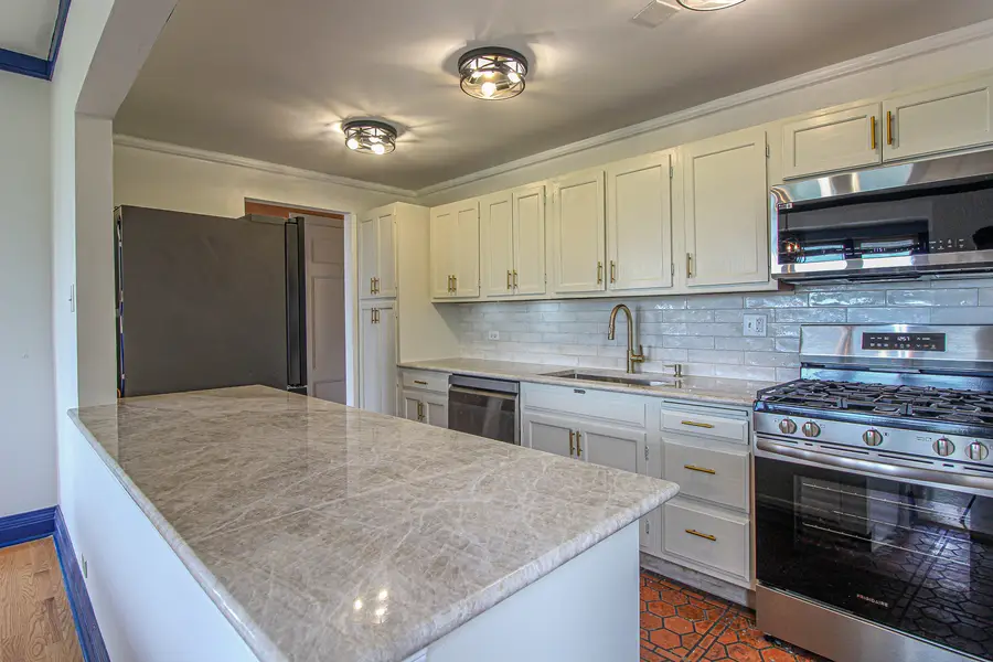 5300 S Shore Drive #59, Chicago, IL 60615 - #2