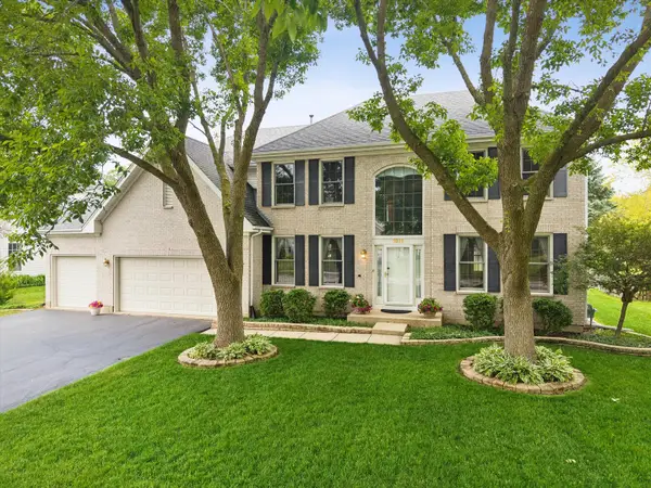 1616 Rolling Hills Drive, Crystal Lake, IL 60014
