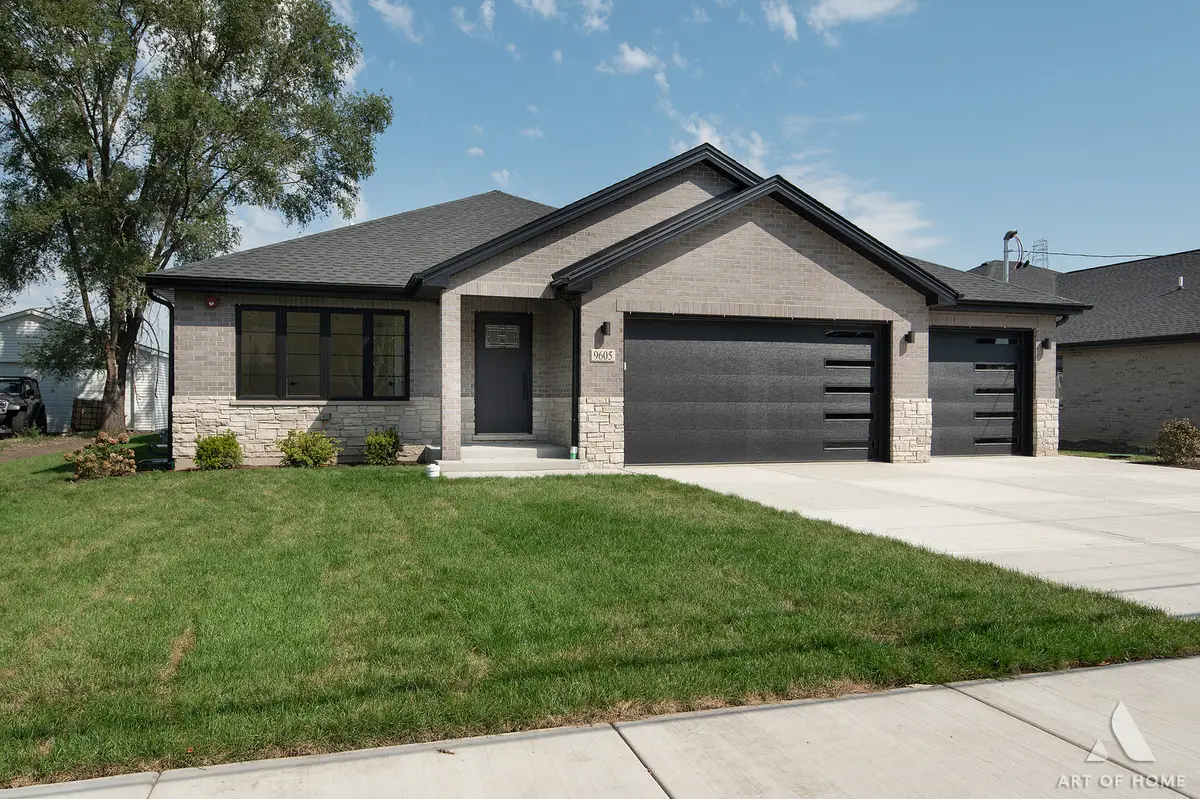 9605 S 78th Court, Hickory Hills, IL 60457 - #1