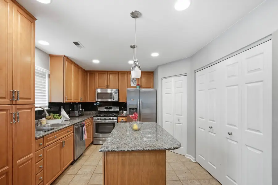 494 Buckingham Drive, Grayslake, IL 60030 - #3