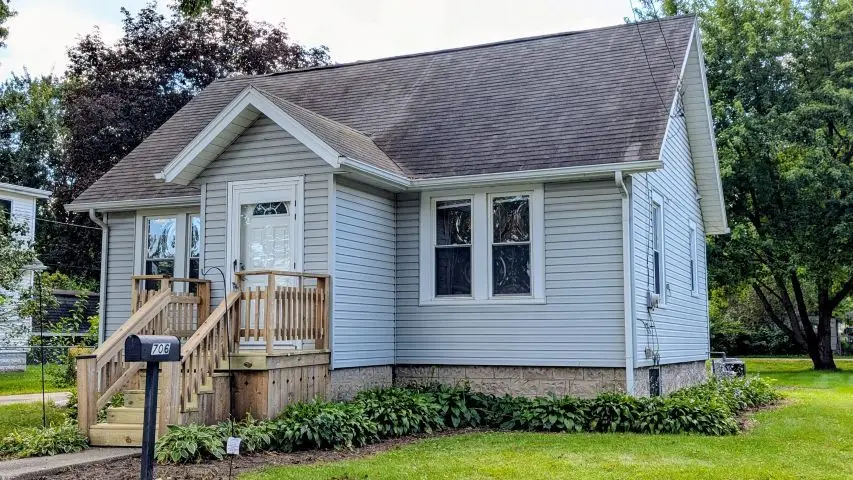 706 S 2nd Street, Oregon, IL 61061 - #1