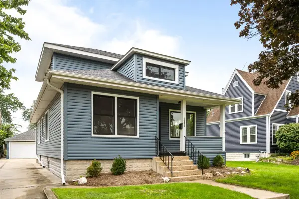 Address Withheld By Seller, Des Plaines, IL 60018