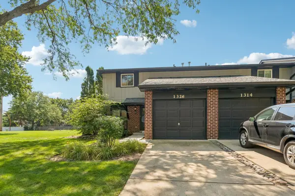 1326 Loughborough Court, Wheaton, IL 60189