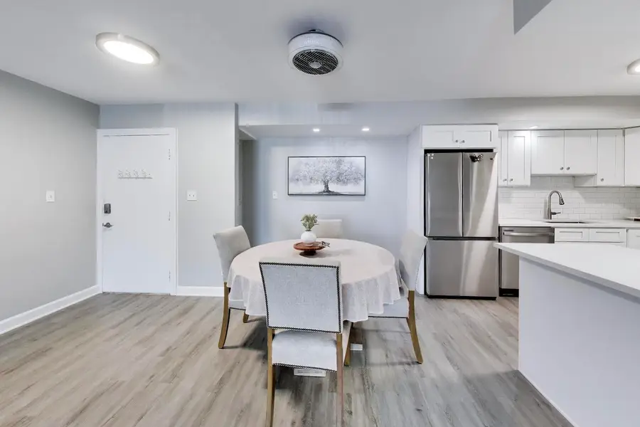 23A Kingery Quarter #102, Willowbrook, IL 60527 - #3