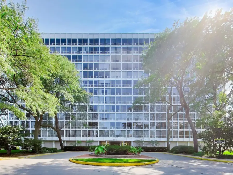 601 E 32nd Street #610, Chicago, IL 60616 - #3
