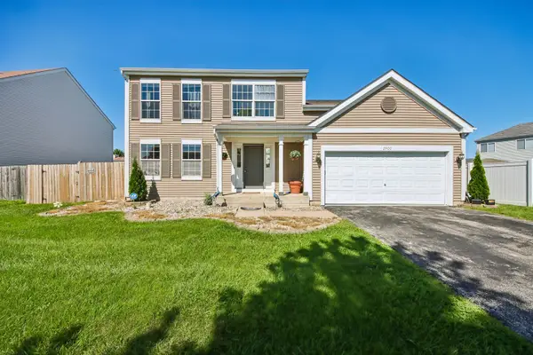 2400 Mark Avenue, Zion, IL 60099
