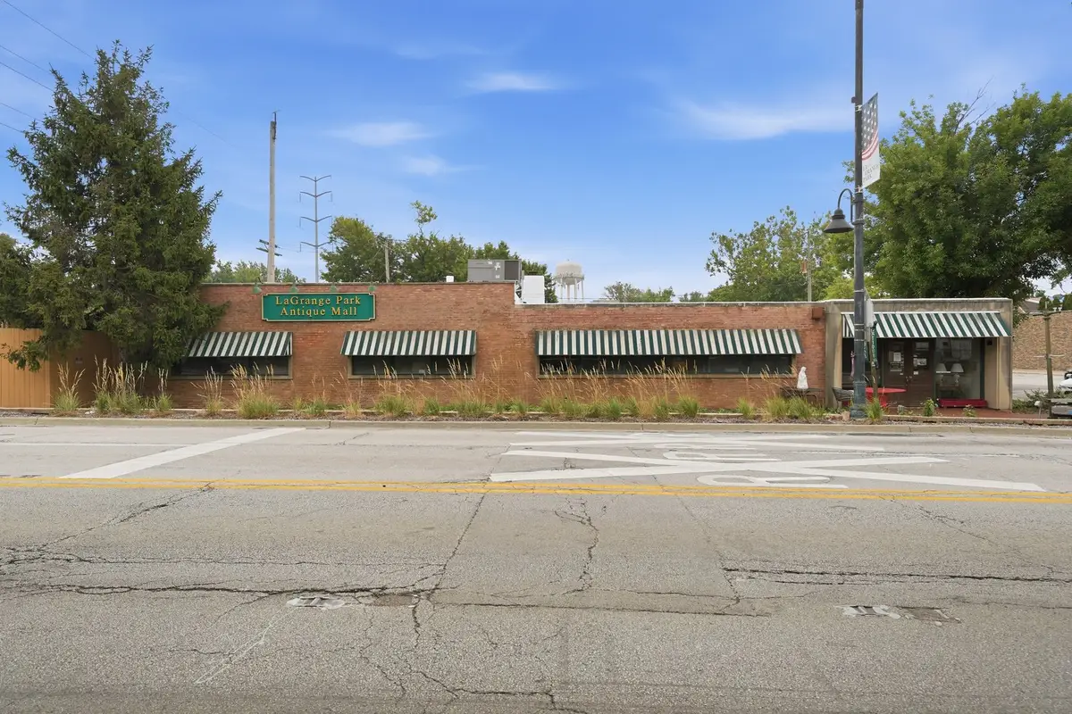 800 E 31st Street, La Grange Park, IL 60526 - #1