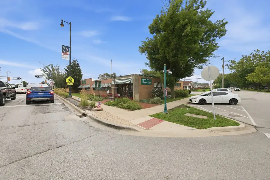 800 E 31st Street, La Grange Park, IL 60526 - #2