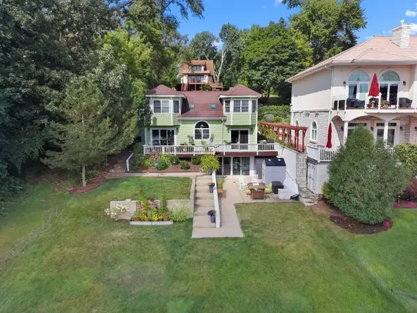 5102 W Lake Shore Drive, Wonder Lake, IL 60097