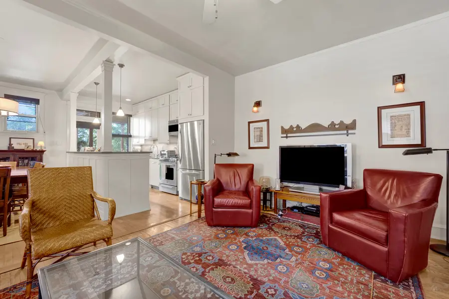 1318 W Granville Avenue #3W, Chicago, IL 60660 - #2