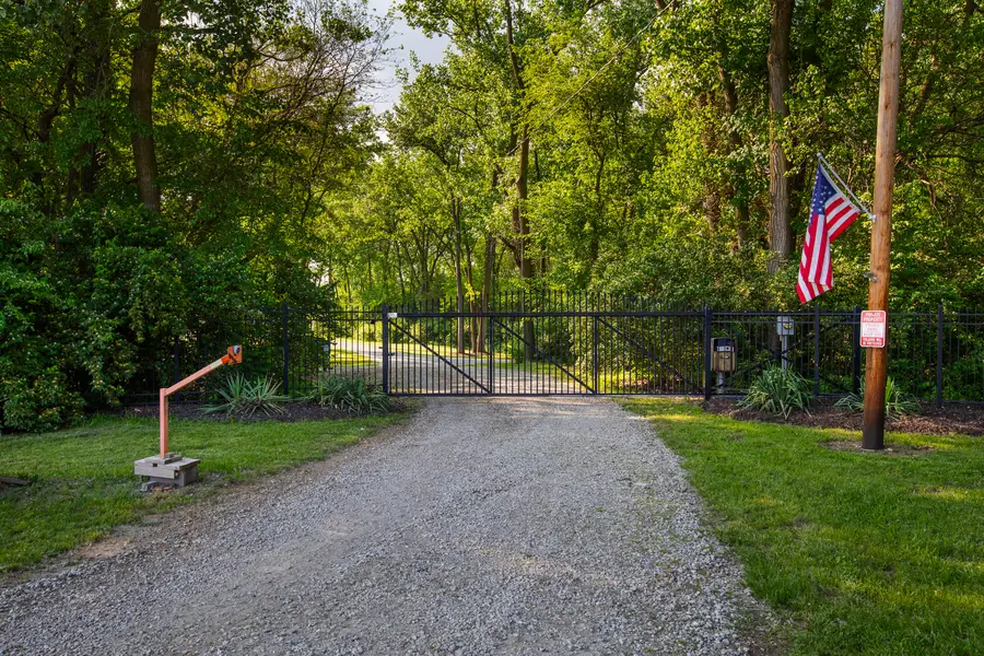 1199 N 27th Road, Ottawa, IL 61350 - #2