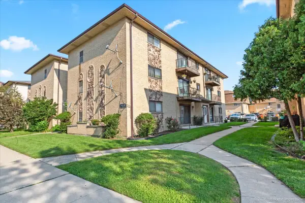 8510 W Catherine Avenue #3S, Chicago, IL 60656