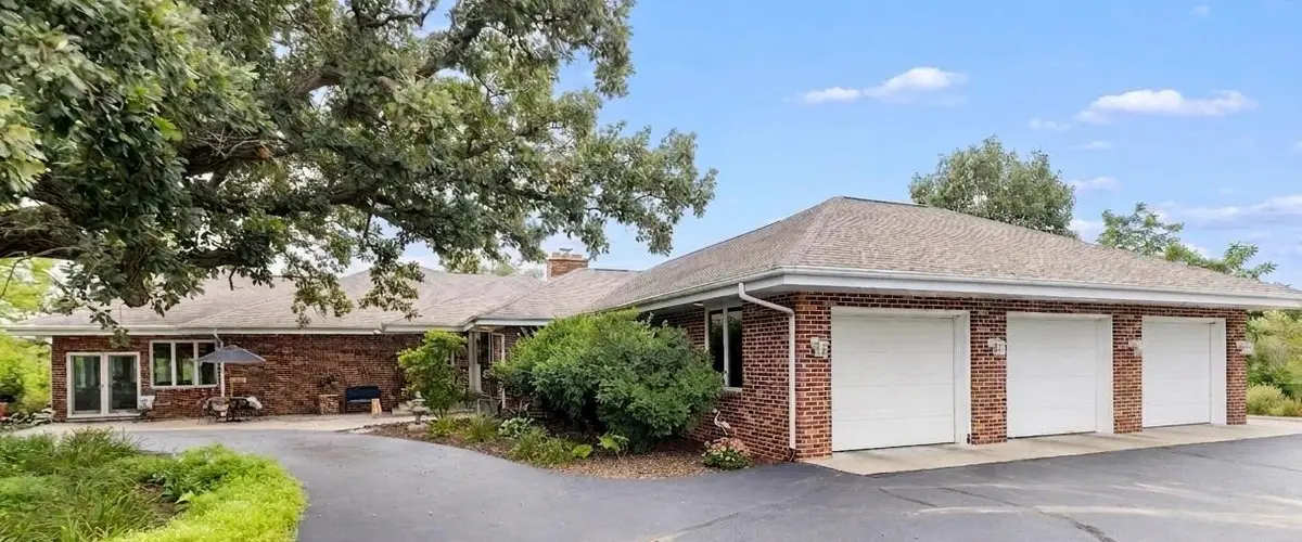 10001 N Hoisington Road, Byron, IL 61010 - #1
