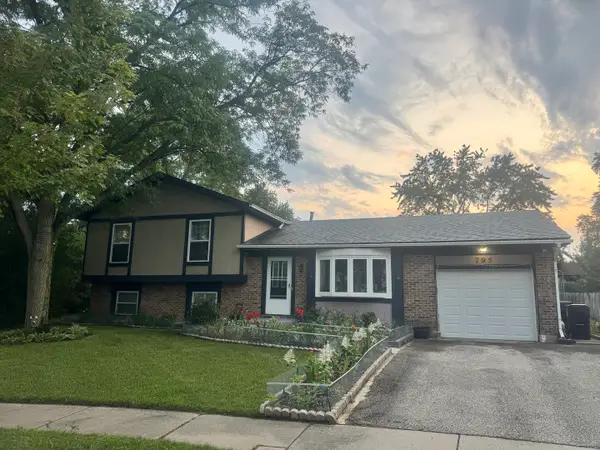 795 Apache Court, Lake Zurich, IL 60047