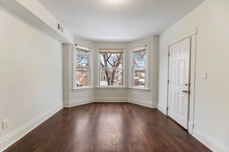 8632 S Escanaba Avenue, Chicago, IL 60617 - #3