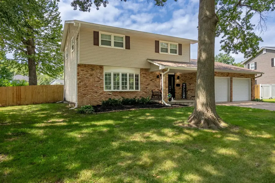 1612 20th Street, Bettendorf, IA 52722 - #3