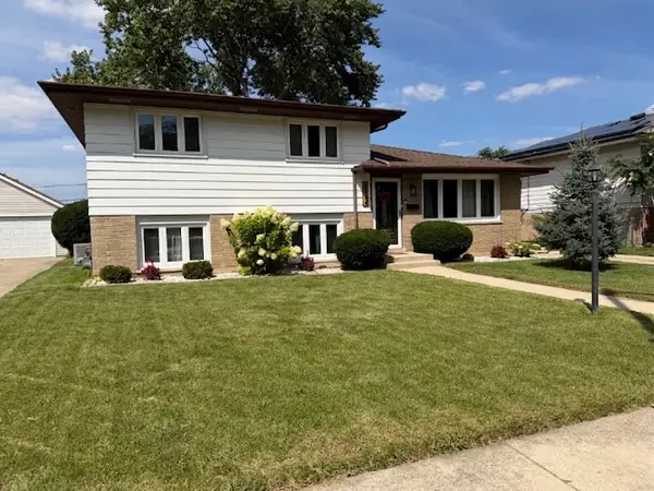 6534 107th Street, Chicago Ridge, IL 60415
