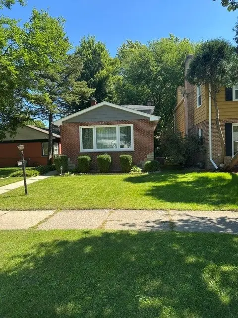 8953 Central Park Avenue, Evanston, IL 60203