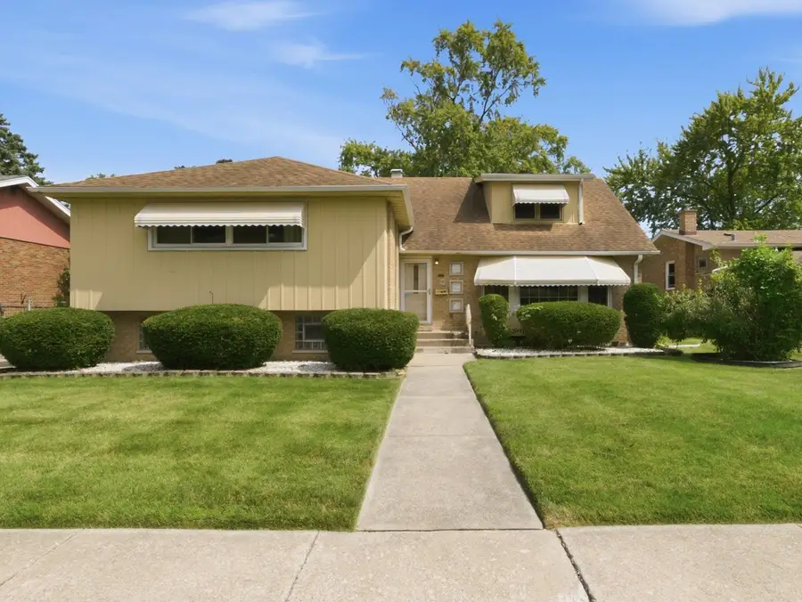 15531 Woodlawn East Avenue, South Holland, IL 60473 - #3