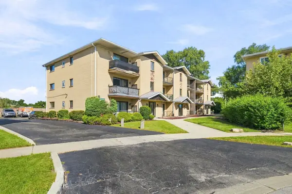 5746 106th Street #1D, Chicago Ridge, IL 60415