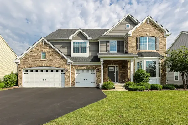 3626 Emerald Road, Elgin, IL 60124