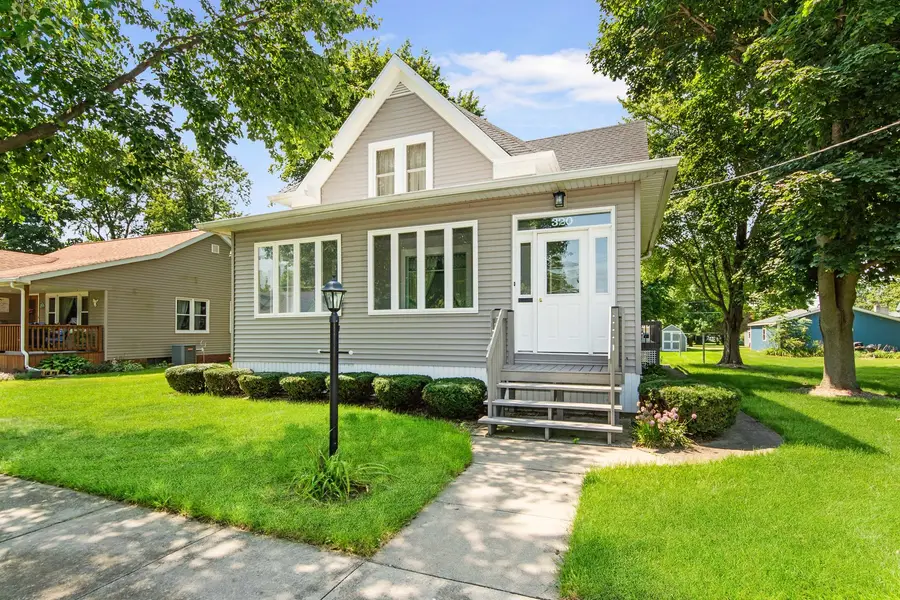 320 Walnut Street, Minonk, IL 61760 - #2