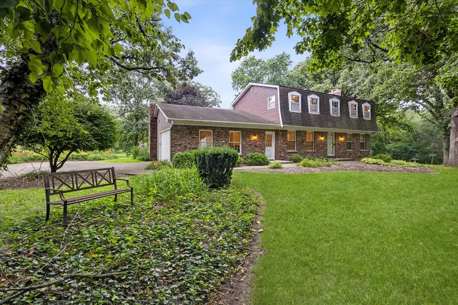 2s730 White Oak Lane, Batavia, IL 60510 - #2