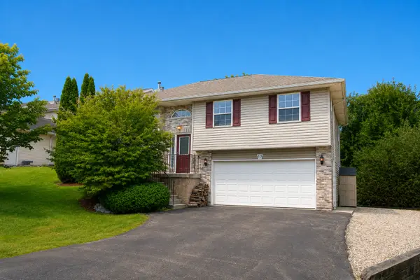 515 S Sheridan Road, Lakemoor, IL 60051