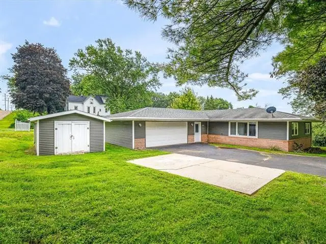 1905 S Walnut Road, Freeport, IL 61032 - #1