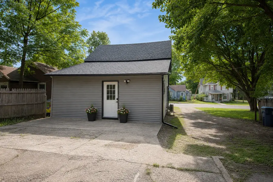 808 Jackson Avenue, Dixon, IL 61021 - #2