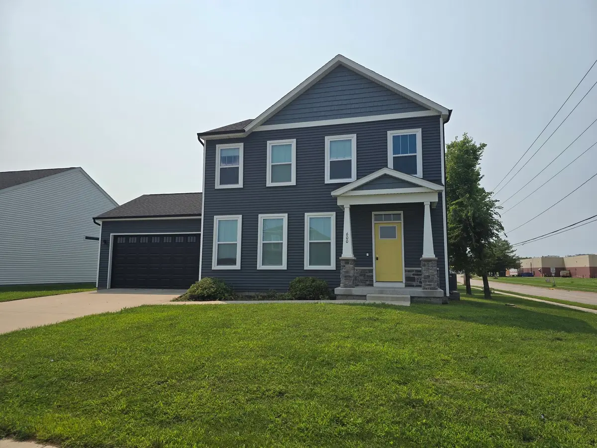 600 17th Avenue, Silvis, IL 61282 - #1