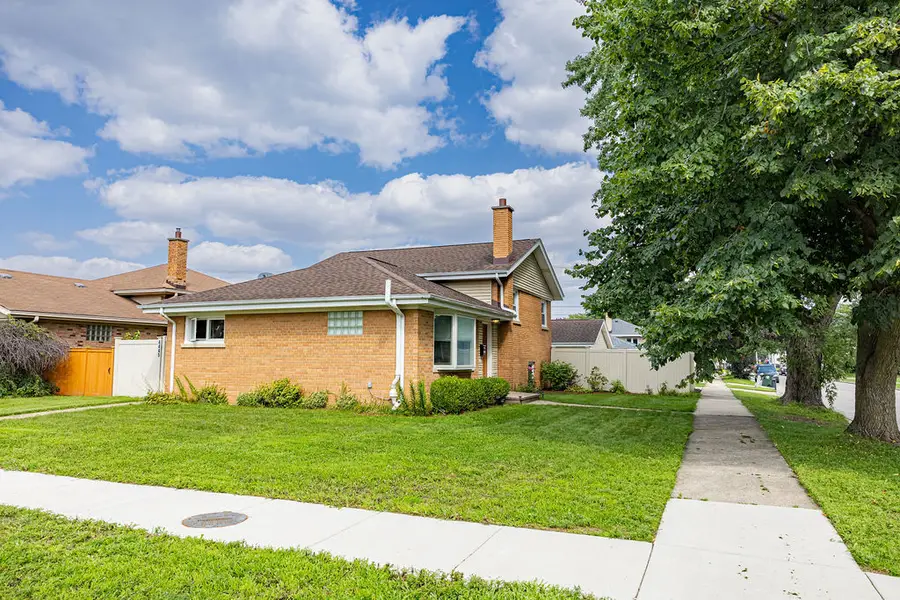 4445 Arthur Avenue, Brookfield, IL 60513 - #2
