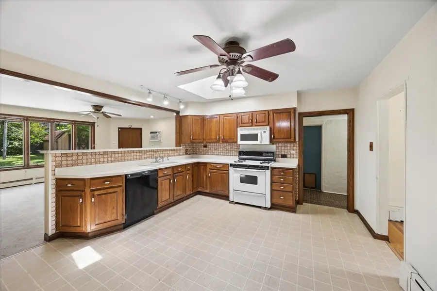 422 E Ravine Avenue, Willow Springs, IL 60480 - #3