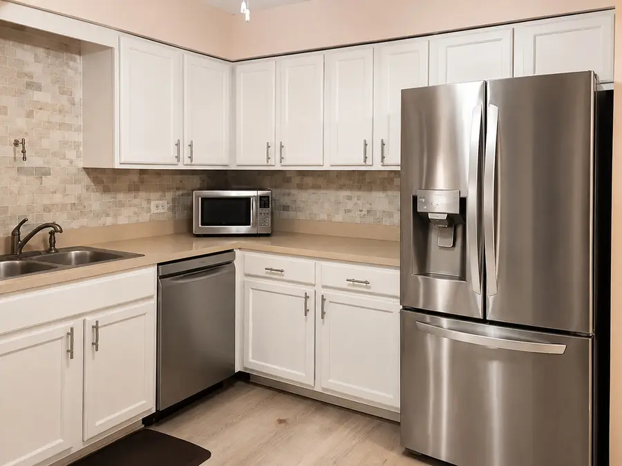 2415 Ogden Avenue #5, Downers Grove, IL 60515 - #2