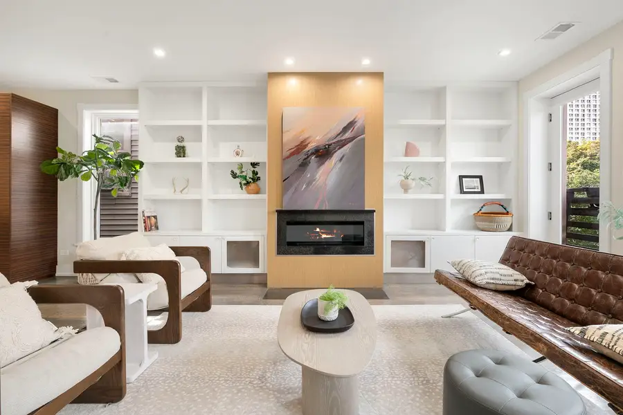 1243 N Cleaver Street #2, Chicago, IL 60642 - #2