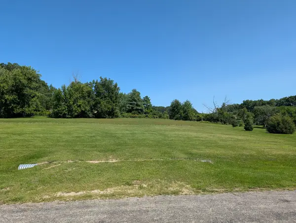 323 Forestcliff Court, Davis, IL 61019