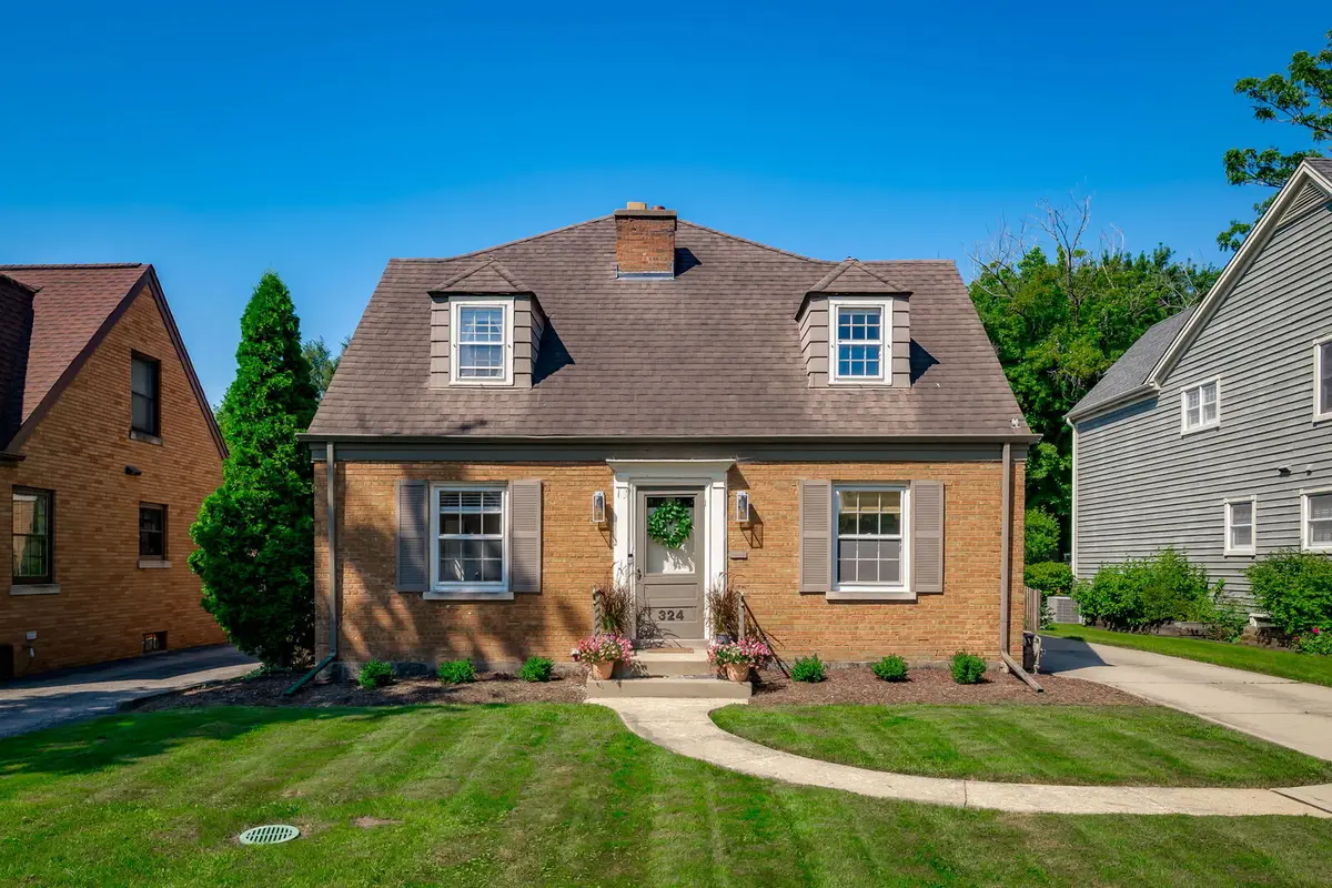 324 N Highview Avenue, Elmhurst, IL 60126 - #1