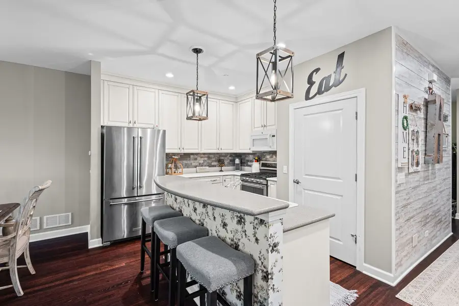 1907 Lynn Circle, Libertyville, IL 60048 - #2