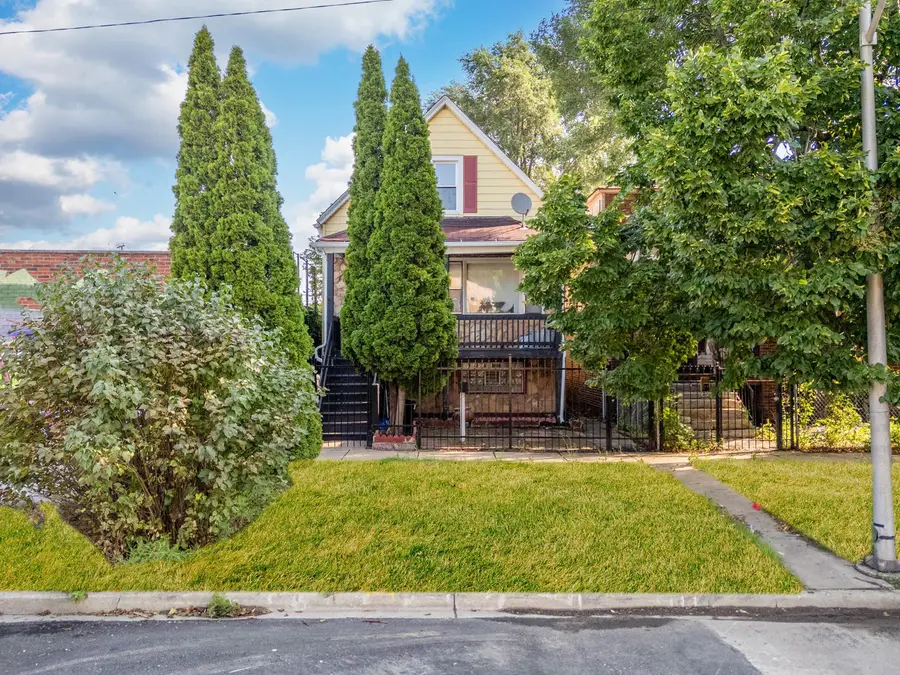 8333 S Baltimore Avenue, Chicago, IL 60617 - #2